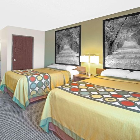 Hotel Super 8 By Wyndham Windsor/Madison North Zewnętrze zdjęcie